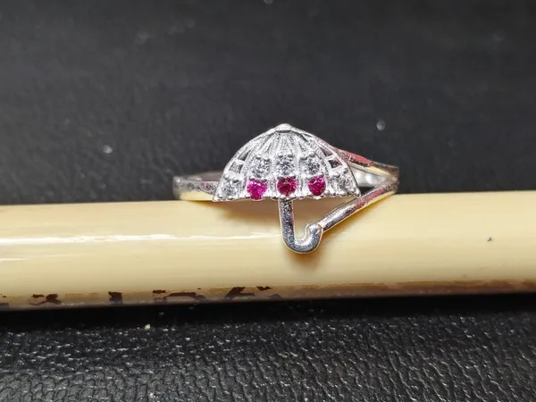 Silver_Umbrella_Motif_Ring_For_Women