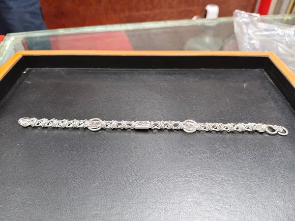 Silver_Tone_Geometric_Link_Chain_Bracelet_For_Men