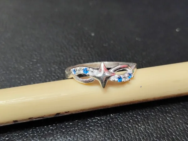 Silver_Blue_Stone_Star_Motif_Ring_For_Women