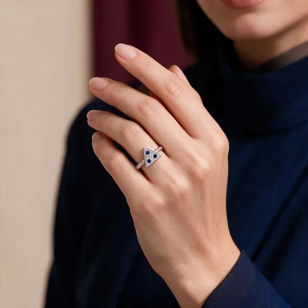 Silver_Triangle_Blue_Stone_Ring_For_Women