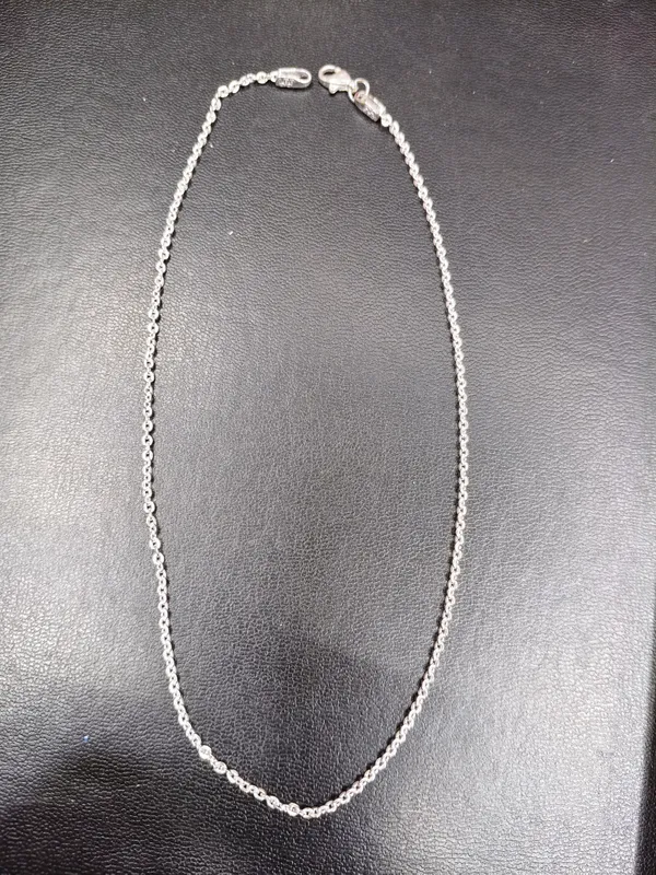 Silver_Link_Chain_Necklace_For_Unisex