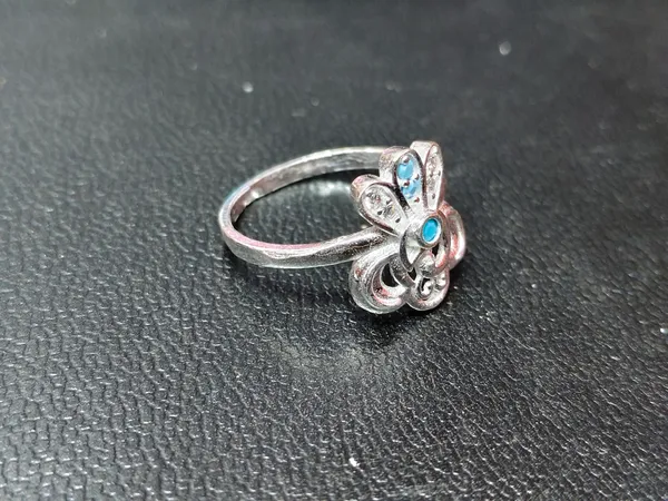 Silver_Floral_Blue_Stone_Ring_For_Women