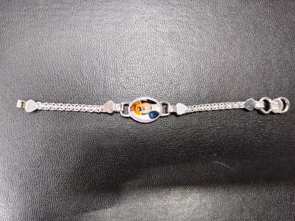 Silver_Tone_Mickey_Character_Charm_Bracelet_For_Unisex