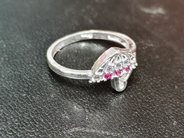Silver_Umbrella_Motif_Ring_For_Women