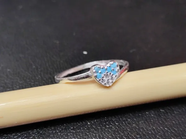 Silver_Tone_Blue_Heart_Stone_Ring_For_Unisex