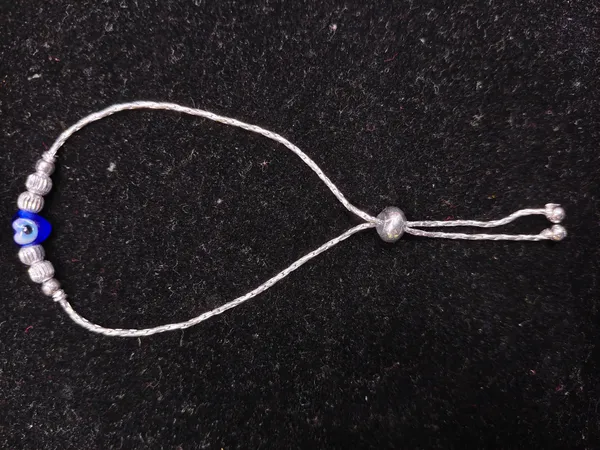 Silver_Tone_Blue_Evil_Eye_Bracelet