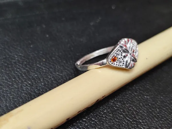Silver_Floral_Orange_Stone_Ring_For_Women