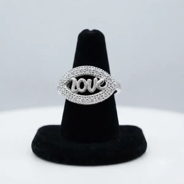 Silver_Love_Oval_Stone_Statement_Ring_For_Women