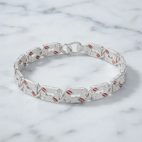 Silver_Geometric_Rectangular_Link_Bracelet_For_Unisex