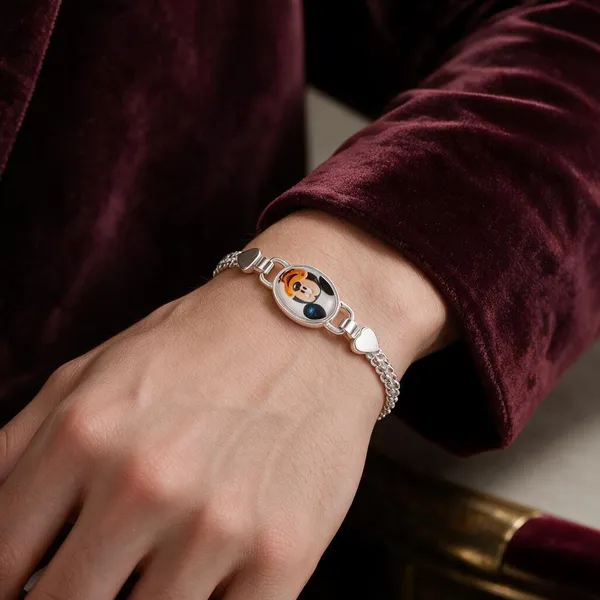 Silver_Mickey_Character_Charm_Bracelet_For_Unisex