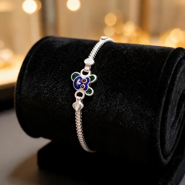 Silver_Teddy_Bear_Enamel_Charm_Bracelet_For_Women