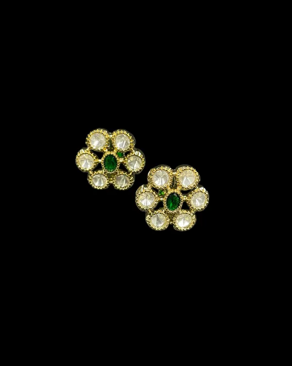 Kundan_Foil_Polki_Open_Floral_Cluster_Stud_Earrings