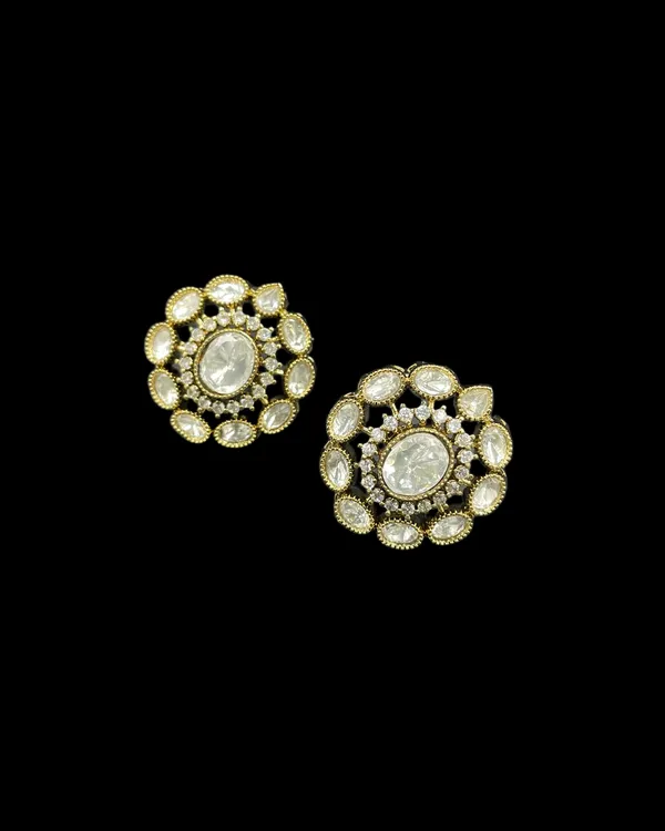 Kundan_Foil_Polki_Oval_Modak_Dome_Halo_Stud_Earrings