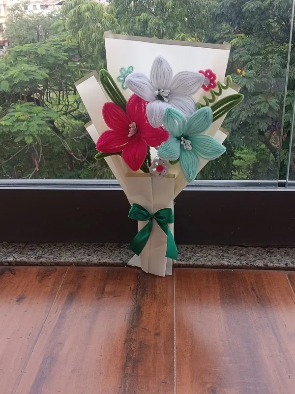Textured_Floral_Artificial_Bouquet_With_Decorative_Wrap