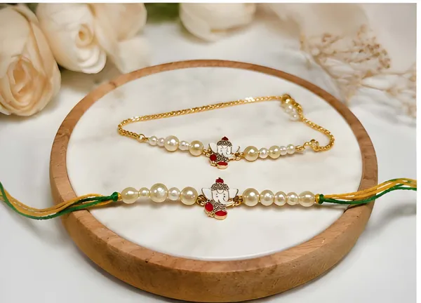 Pearl_Beaded_Ganesha_Rakhi_Set_for_Brothers