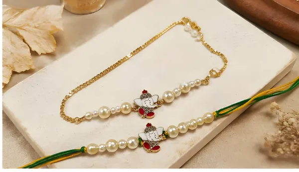 Pearl_Beaded_Ganesha_Rakhi_Set_for_Brothers