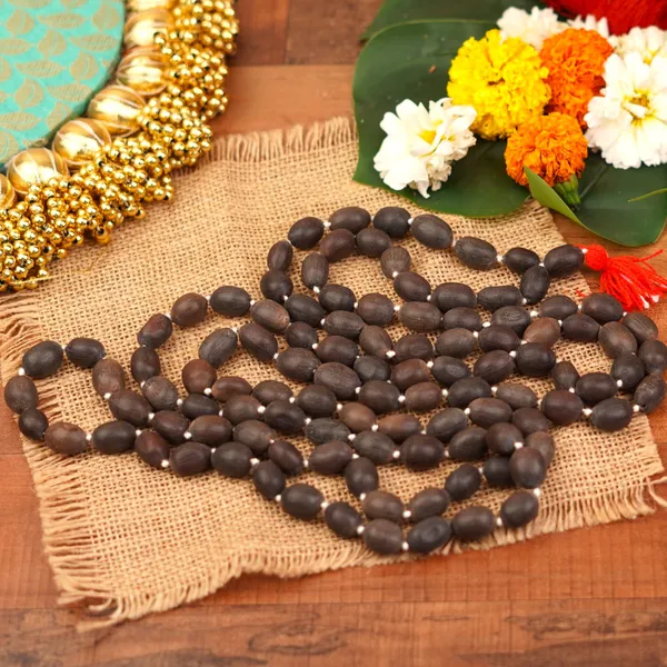 Lotus_Seed_Kamal_Gatta_Mala_108_Beads_For_Lakshmi_Puja