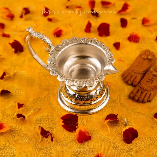 Silver-Plated_Brass_Floral_Pooja_Thali_Set