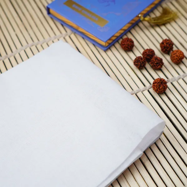 White_Fabric_Pooja_Vastra_Aasan_1.25_Metre_-_Pack_Of_2