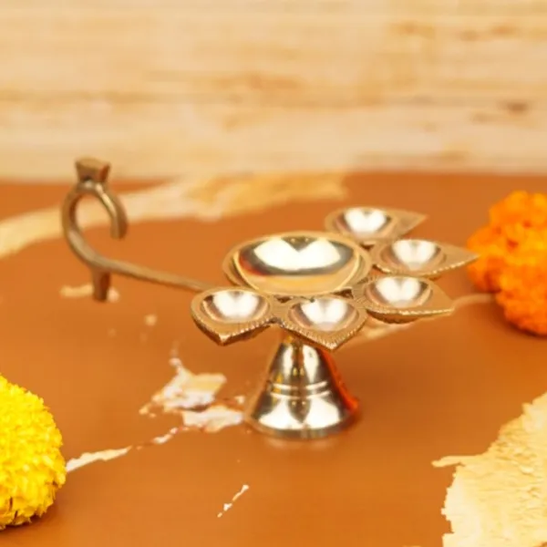 Bhagavad_Gita_Paper_Wood_Gift_Edition