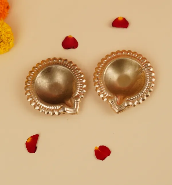 Gold-Plated_Metal_Diya_Set_Of_2_For_Puja_&_Festive_Decor