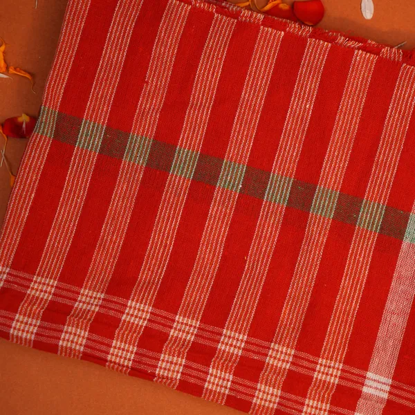 Red_Cotton_Traditional_Gamcha_For_Unisex