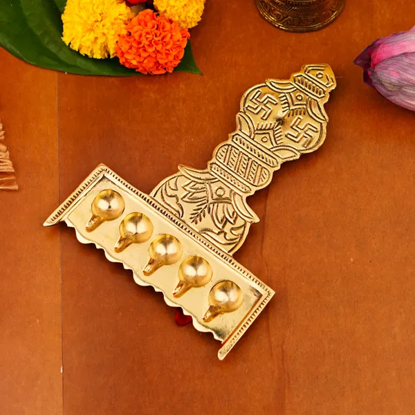 Brass_Panch_Aarti_Diya