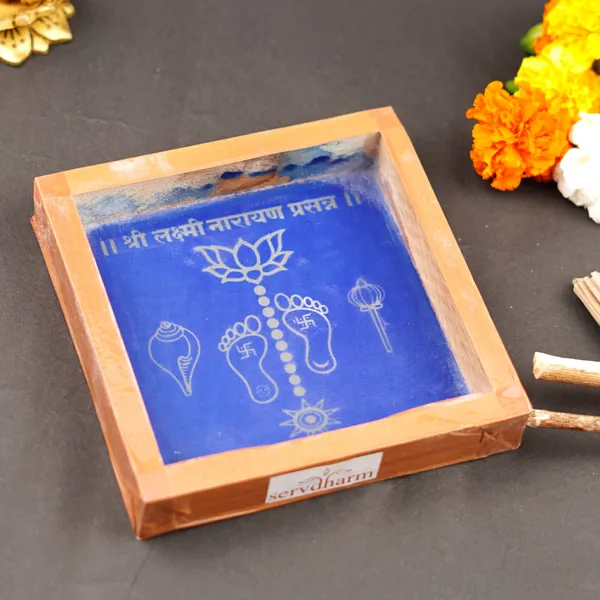 Wooden_Lakshmi_Chinna_Kolam_Stencil_5X5_Inch