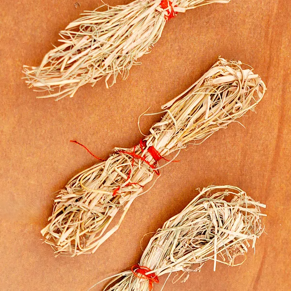 Dried_Durva_Doob_Grass_For_Ganesh_Puja_Havan_-_Pack_Of_2