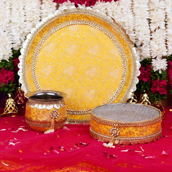 Yellow_Metal_&_Pearl_Traditional_Karwa_Chauth_Thali