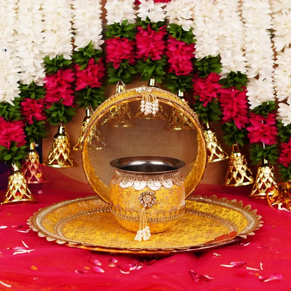 Yellow_Metal_&_Pearl_Traditional_Karwa_Chauth_Thali