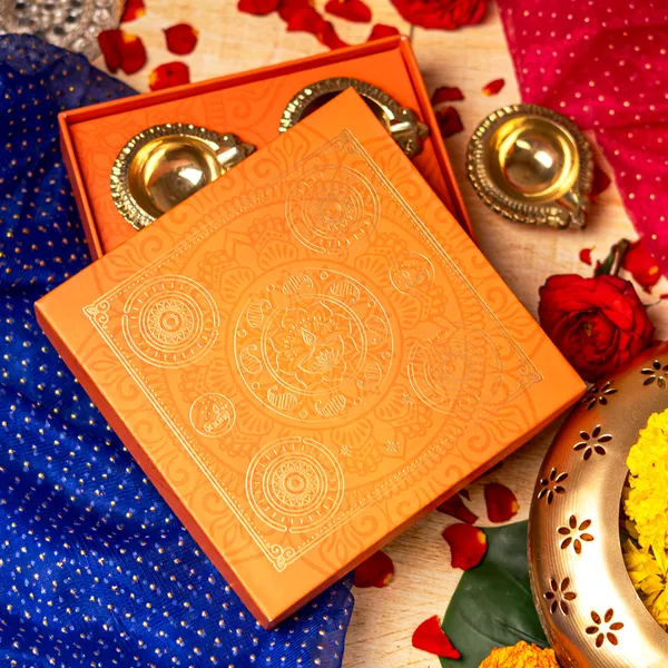 Brass_Lakshmi_Diya_Gift_Set_Of_4