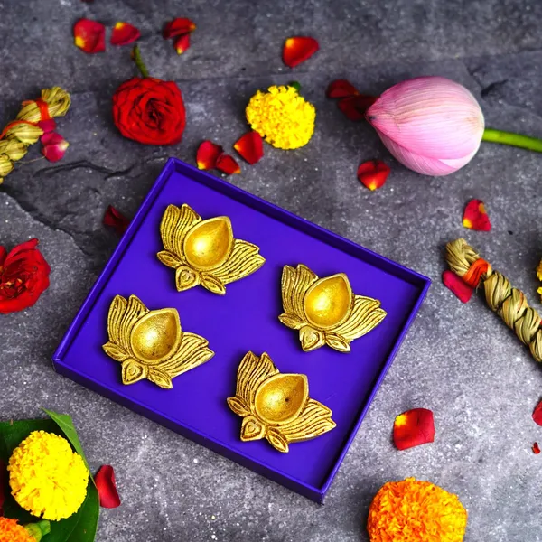 Brass_Kamal_Diya_Set_Of_4