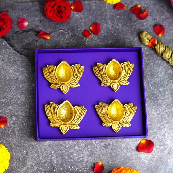 Brass_Kamal_Diya_Set_Of_4