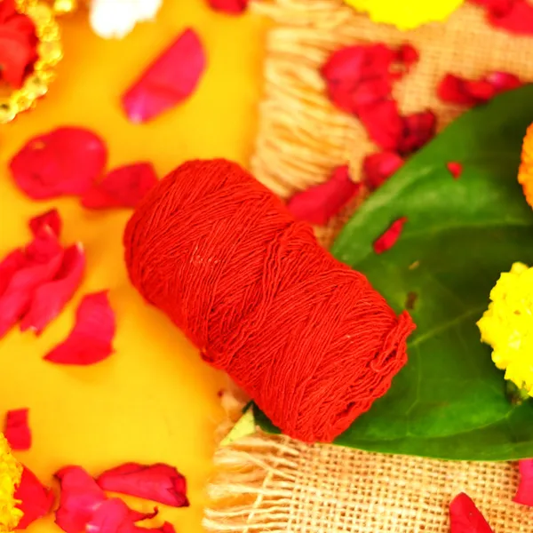Fabric_Pearl_Floral_Idol_Mala_For_Deity_Puja_-_Pack_Of_2