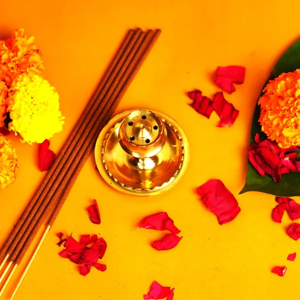 Brass_Agardaan_2_Inch_Incense_Holder