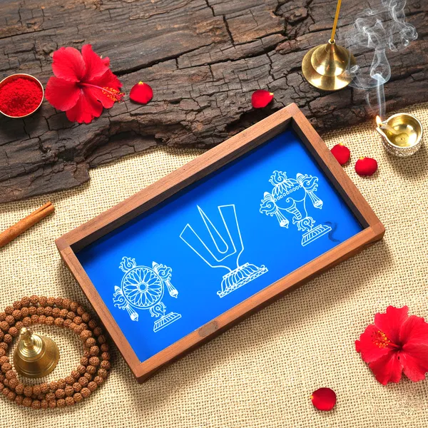 Shankh_Chakra_Namah_Wooden_Kolam_Stencil_9X5_Inch