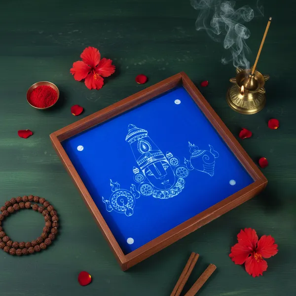 Shankh_Chakra_Namaha_Wooden_Kolam_Stencil_10X10_Inch