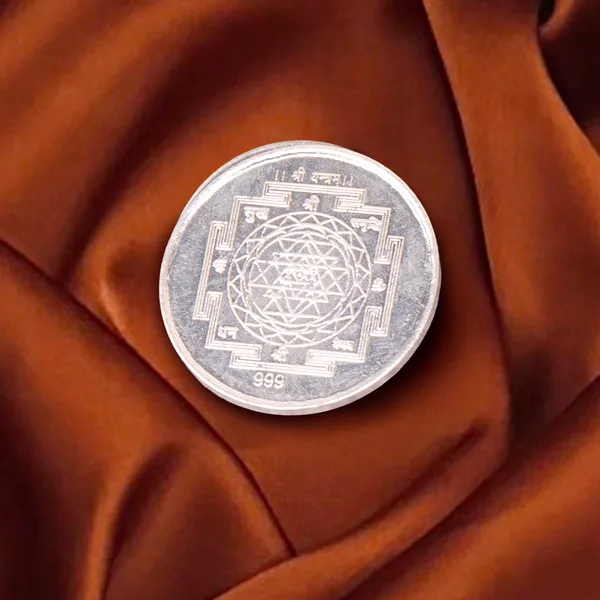 999_Silver-Plated_Lakshmi_Ganesh_Shree_Yantra_Coin