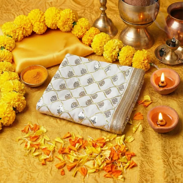Fabric_Navratri_Shailputri_Mata_Chunri_Aasan_26X10_Inch_-_Pack_Of_2
