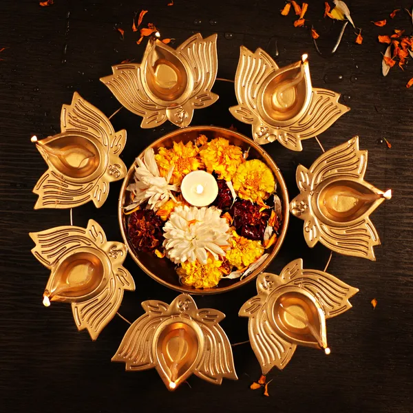 Gold-Plated_Metal_Lotus_Diya_Urli_13_Inch