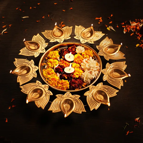 Gold-Plated_Metal_Lotus_Urli_1