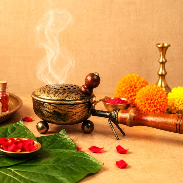 Antique_Metal_Handheld_Loban_Burner_Dhoop_Dani