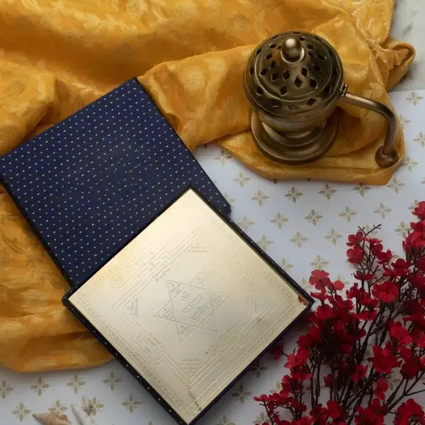 Gold-Plated_Shri_Kuber_Yantra_6X_In_Gift_Box