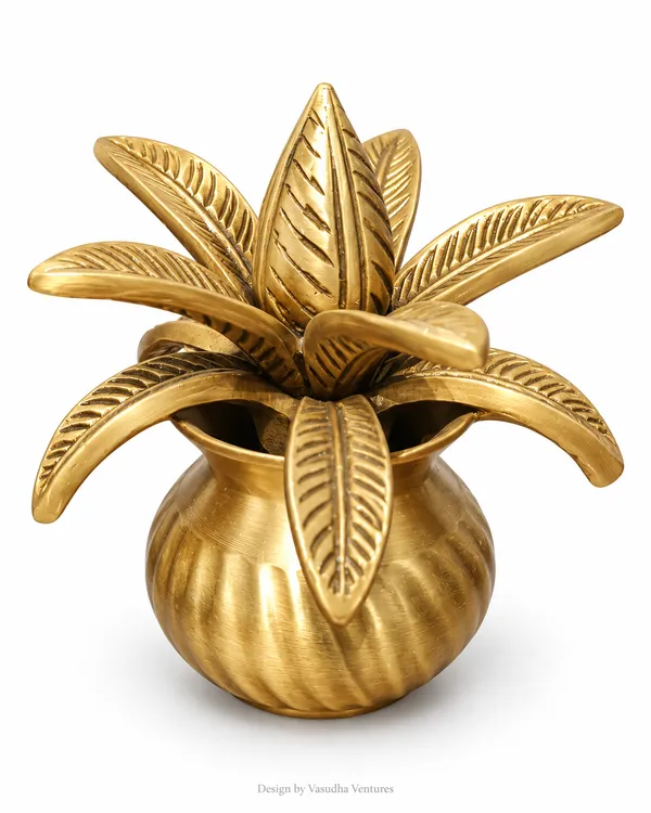 Brass_Traditional_Leaf_Design_Decorative_Flower_Pot