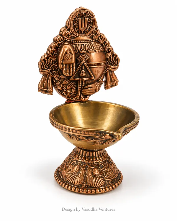 Metal_Traditional_Sculpted_Religious_Diya_Oil_Lamp