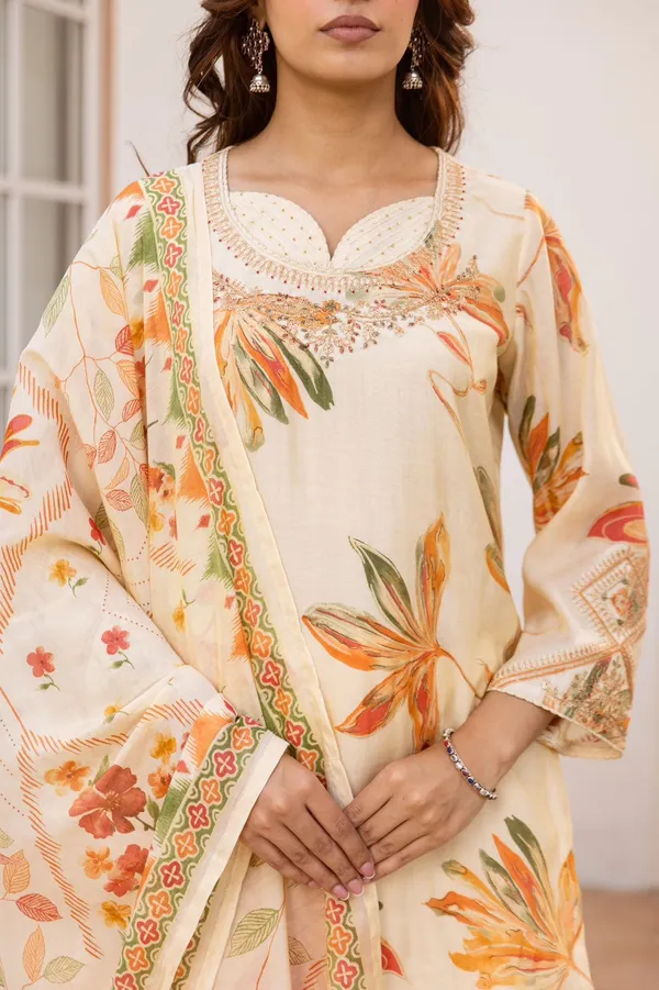 White_Mul_Chanderi_Ethnic_Suit_Set_For_Women