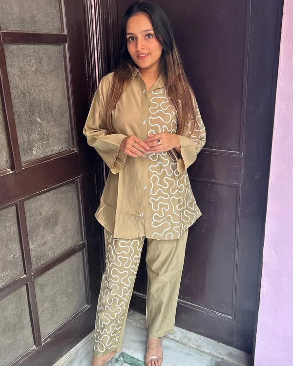 Beige_Cotton_Straight_Suit_Set_For_Women