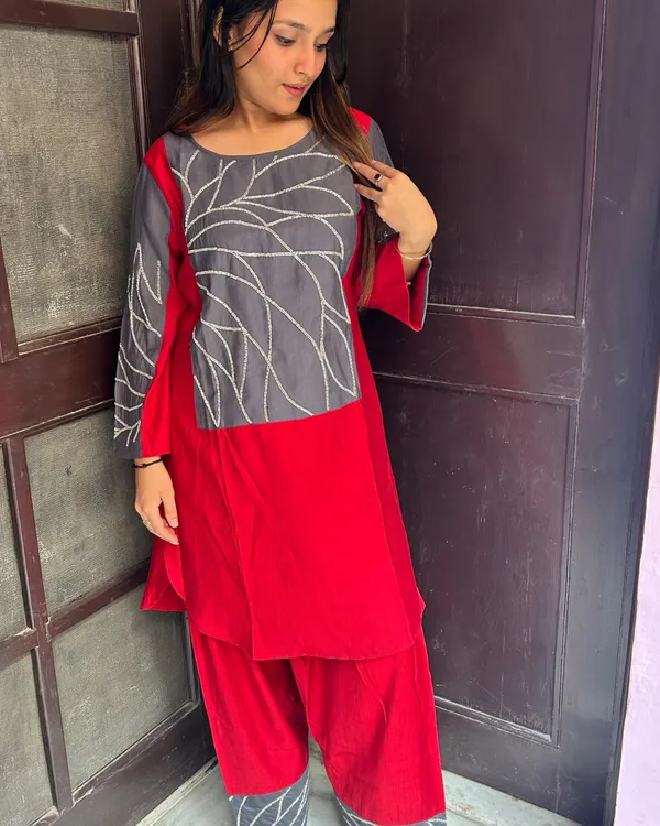 Red_Cotton_Flex_Straight_Kurta_Set_For_Women