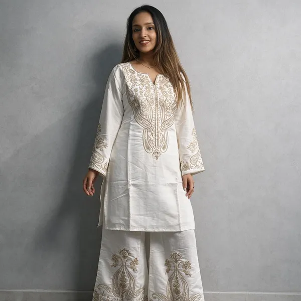 White_Crepe_Kurta_Set_For_Women